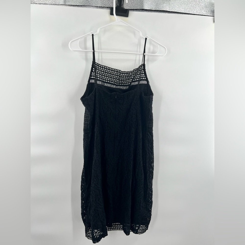 Black Swan laser cut dress size L - Picture 8 of 8